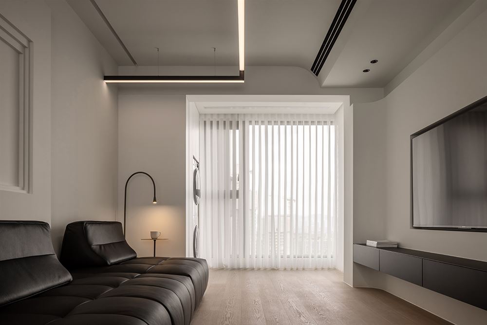 佛山東湖學(xué)府110m2| 流光溯影，極簡萬象