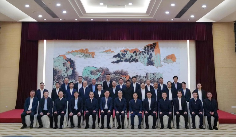 江西省委書記尹弘、省長葉建春會見方大集團董事長熊建明等贛商代表